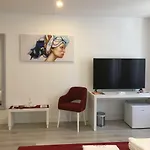 Isis 3*