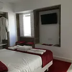Isis 3*