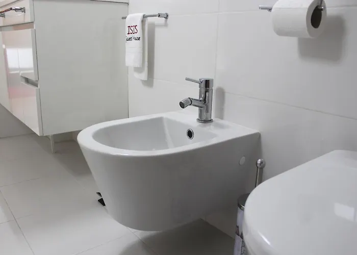 Affittacamere Isis 3*